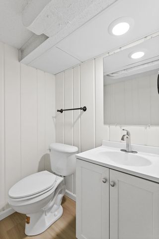 19 Mission Lane, Bloomington, MN 55420