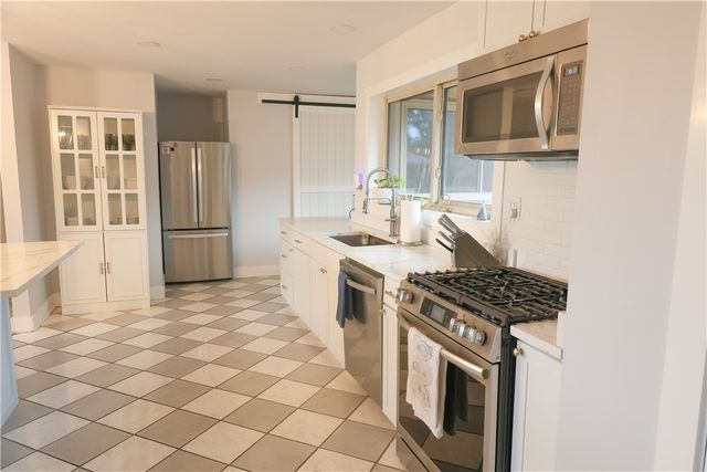 100 Club Drive, Brunswick, GA 31525