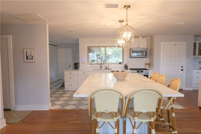 100 Club Drive, Brunswick, GA 31525