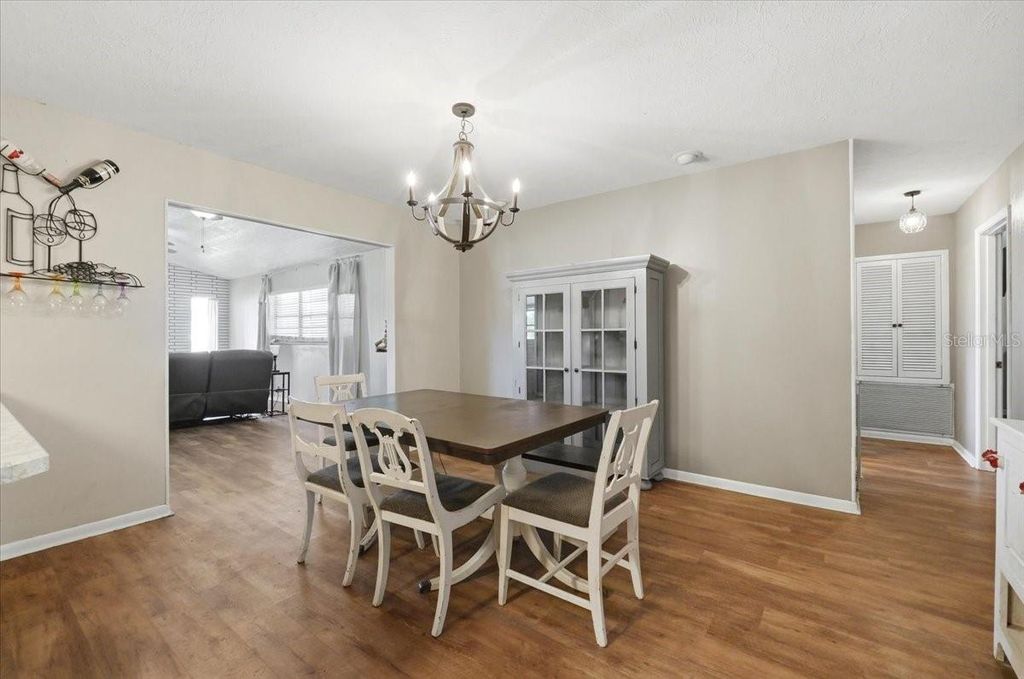 Image 13 of property listing at 303 KARPPE ROAD, Plant City, FL 33567