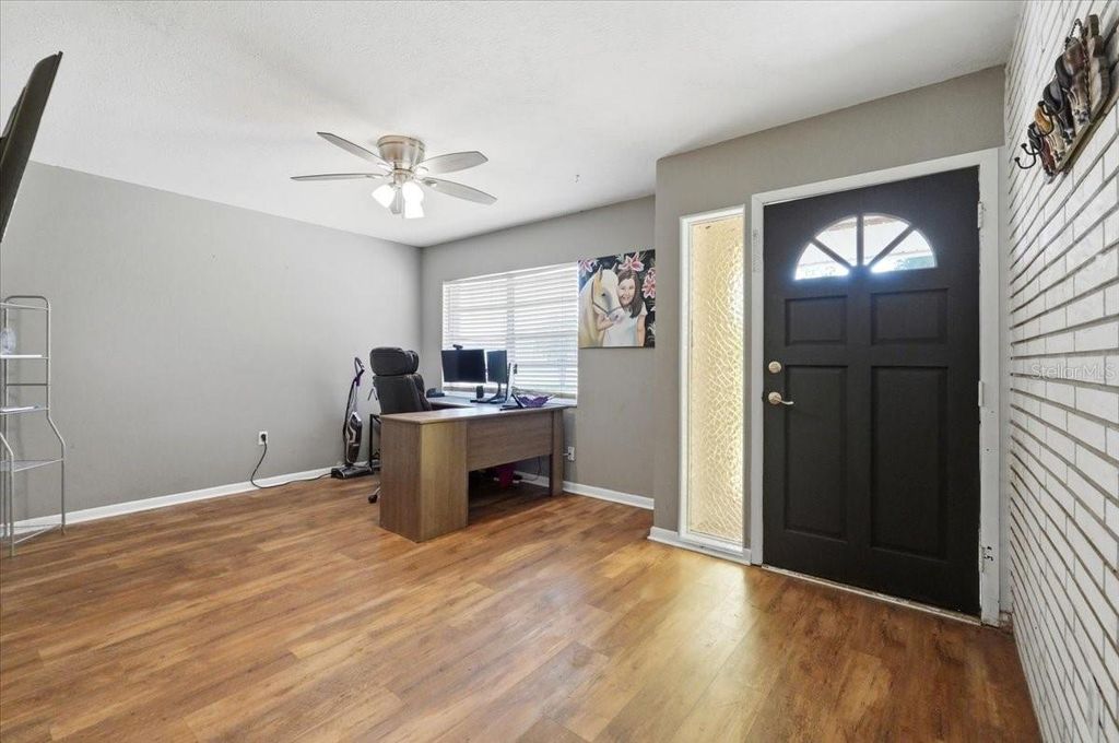 Image 19 of property listing at 303 KARPPE ROAD, Plant City, FL 33567