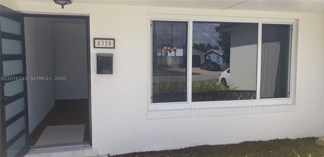 8320 NW 24th Ct, Pembroke Pines, FL 33024