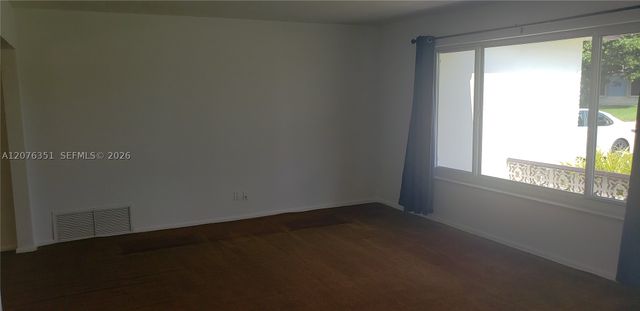 8320 NW 24th Ct, Pembroke Pines, FL 33024