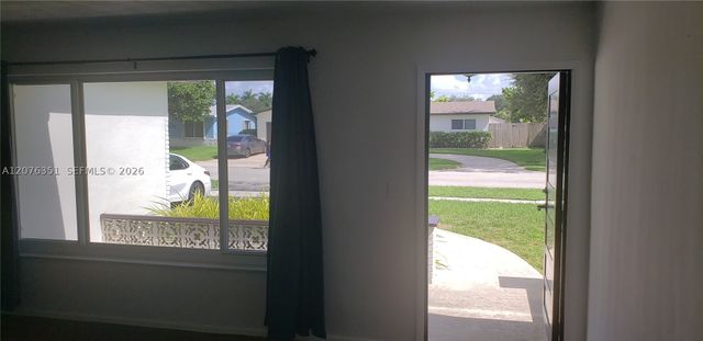 8320 NW 24th Ct, Pembroke Pines, FL 33024
