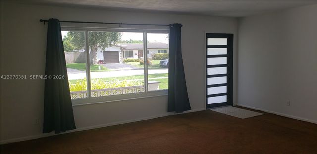 8320 NW 24th Ct, Pembroke Pines, FL 33024