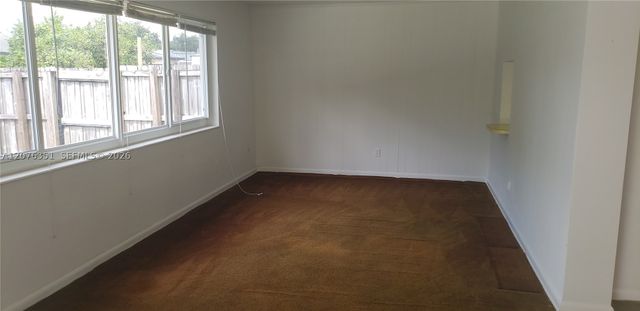 8320 NW 24th Ct, Pembroke Pines, FL 33024