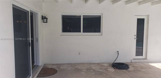 8320 NW 24th Ct, Pembroke Pines, FL 33024