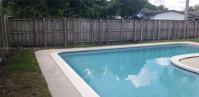 8320 NW 24th Ct, Pembroke Pines, FL 33024