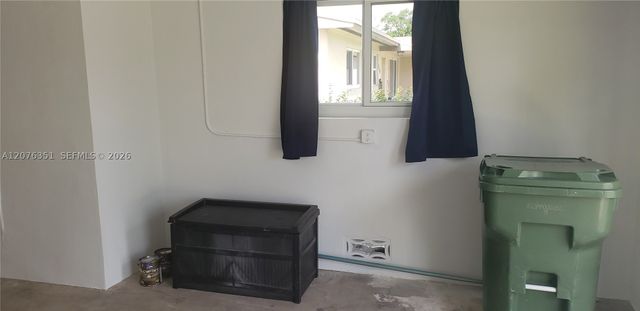 8320 NW 24th Ct, Pembroke Pines, FL 33024
