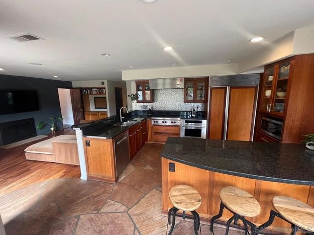 4375 Stanford, Carlsbad, CA 92010