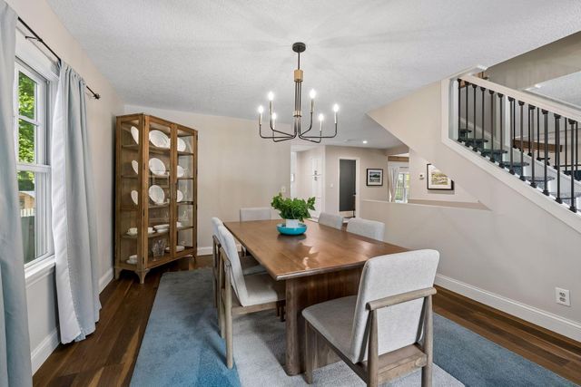 2713 W 54th Street, Minneapolis, MN 55410