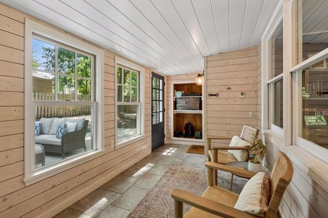 2713 W 54th Street, Minneapolis, MN 55410
