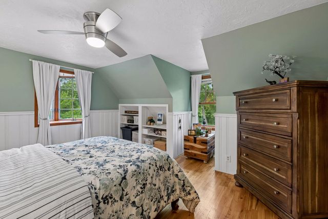 2713 W 54th Street, Minneapolis, MN 55410