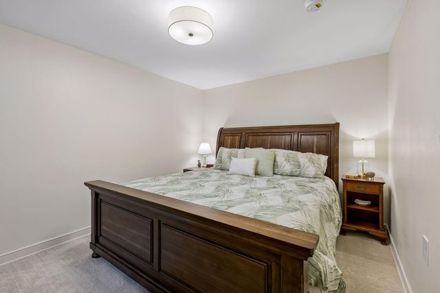 2713 W 54th Street, Minneapolis, MN 55410