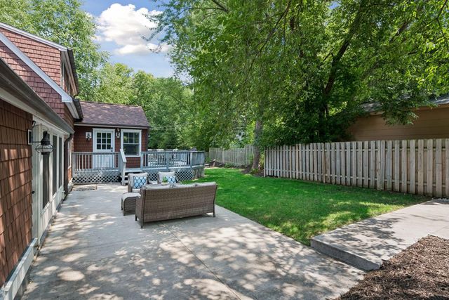 2713 W 54th Street, Minneapolis, MN 55410