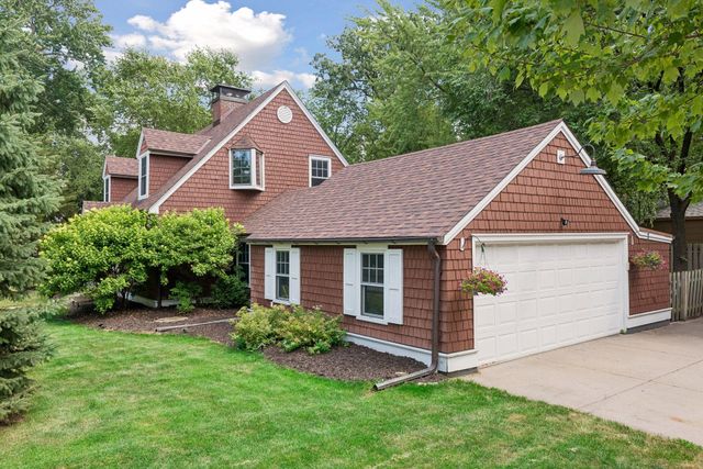 2713 W 54th Street, Minneapolis, MN 55410