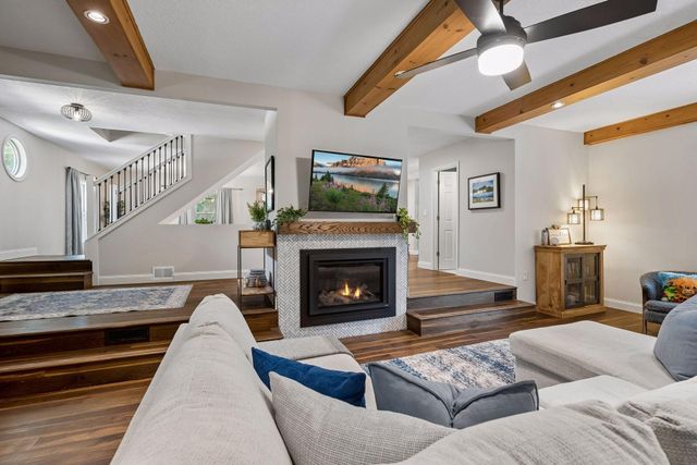 2713 W 54th Street, Minneapolis, MN 55410