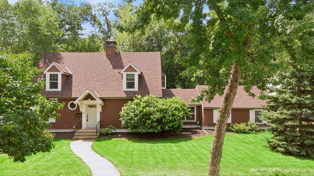 2713 W 54th Street, Minneapolis, MN 55410