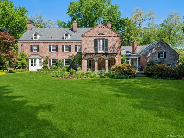 1384 Park Lane, Pelham, NY 10803