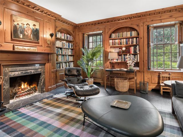 1384 Park Lane, Pelham, NY 10803
