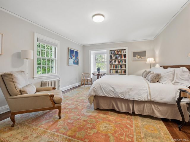 1384 Park Lane, Pelham, NY 10803