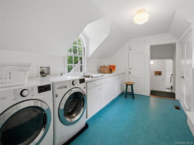 1384 Park Lane, Pelham, NY 10803