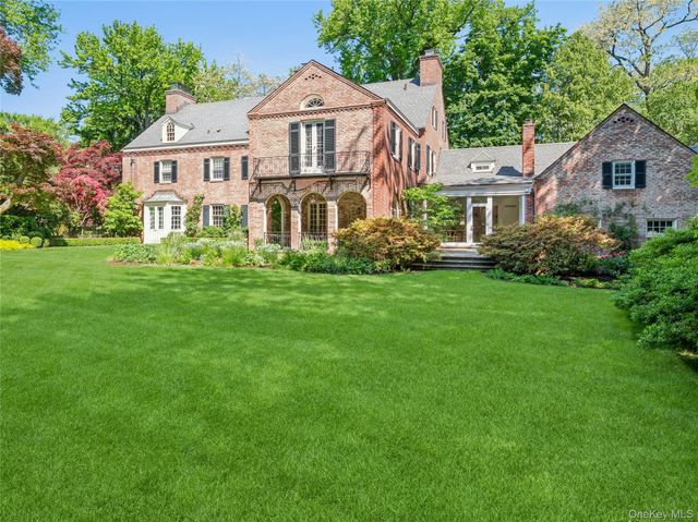 1384 Park Lane, Pelham, NY 10803