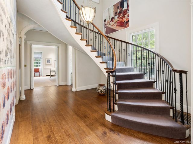 1384 Park Lane, Pelham, NY 10803