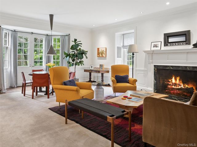 1384 Park Lane, Pelham, NY 10803