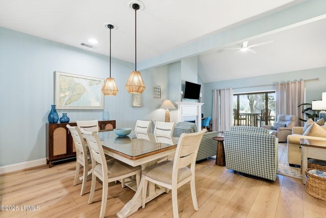 60 Carnoustie Rd Apt 972, Hilton Head Island, SC 29928