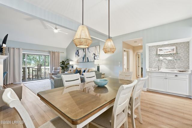 60 Carnoustie Rd Apt 972, Hilton Head Island, SC 29928