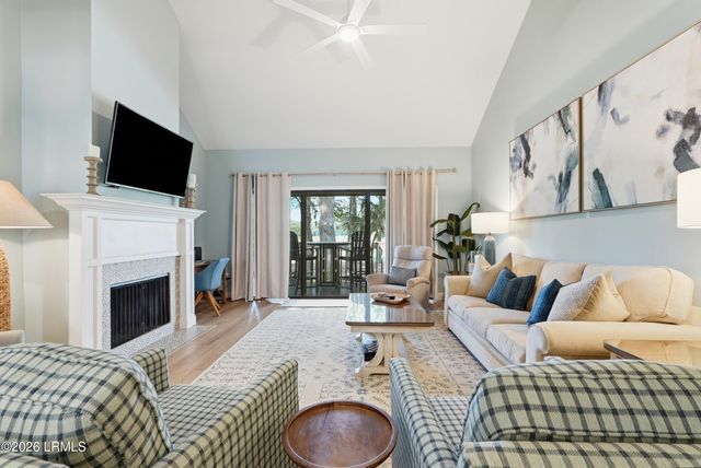 60 Carnoustie Rd Apt 972, Hilton Head Island, SC 29928