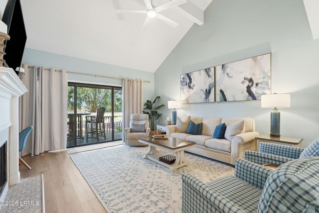 60 Carnoustie Rd Apt 972, Hilton Head Island, SC 29928