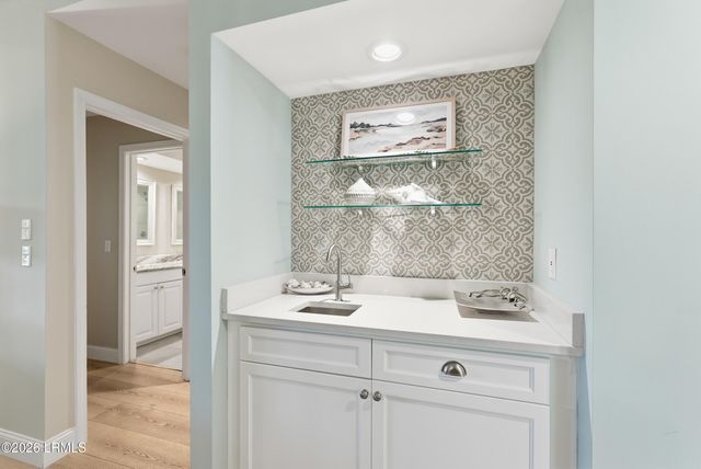 60 Carnoustie Rd Apt 972, Hilton Head Island, SC 29928