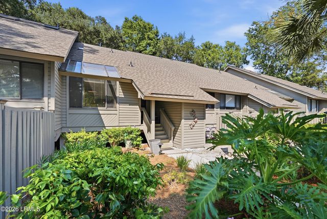 60 Carnoustie Rd Apt 972, Hilton Head Island, SC 29928