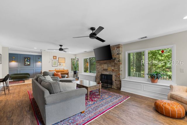 2 Trillium Ln, Hilton Head Island, SC 29926