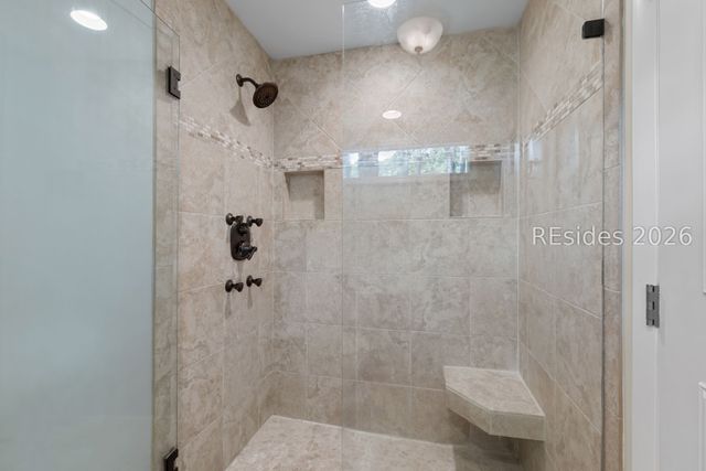 2 Trillium Ln, Hilton Head Island, SC 29926