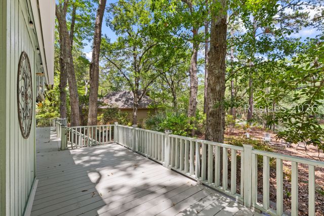 2 Trillium Ln, Hilton Head Island, SC 29926