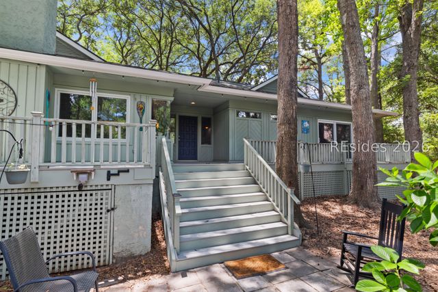 2 Trillium Ln, Hilton Head Island, SC 29926