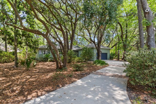 2 Trillium Ln, Hilton Head Island, SC 29926