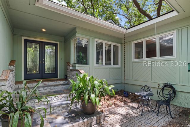 2 Trillium Ln, Hilton Head Island, SC 29926