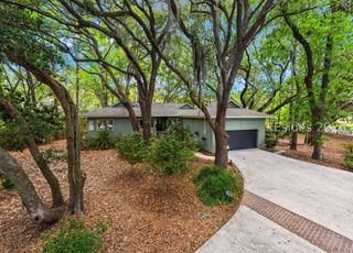 2 Trillium Ln, Hilton Head Island, SC 29926