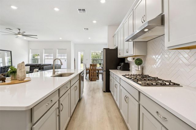 1108 RIVERWAY DRIVE, Oakland, FL 34787