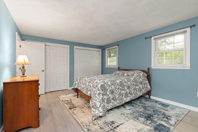 32 Frederick 3, Dracut, MA 01826