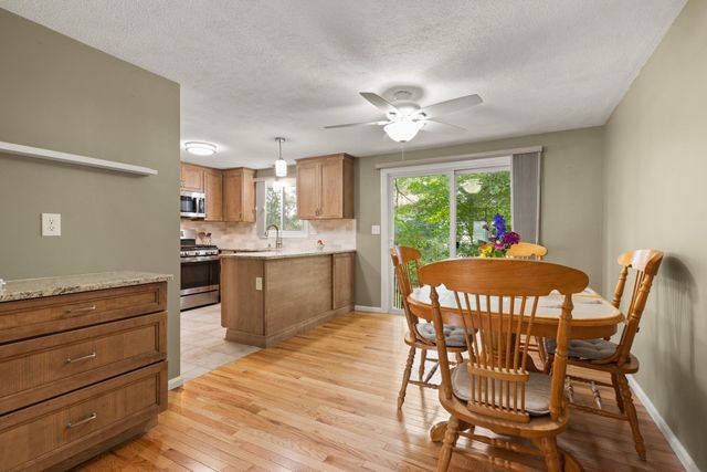 32 Frederick 3, Dracut, MA 01826