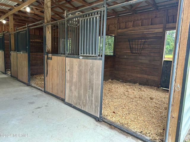 146 Wooster Road, Southern Pines, NC 28387