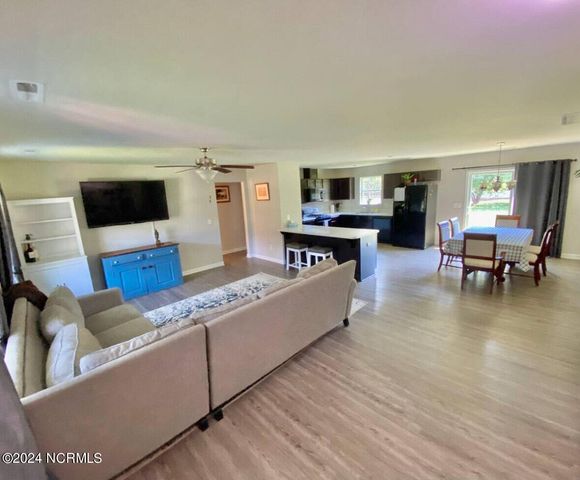 146 Wooster Road, Southern Pines, NC 28387