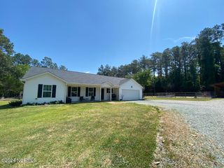 146 Wooster Road, Southern Pines, NC 28387