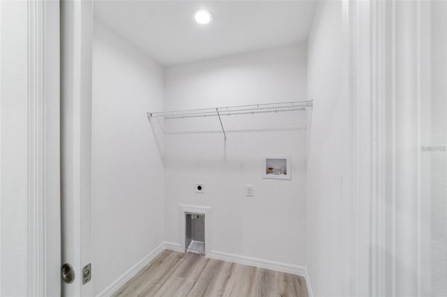 25 MALAUKA LOOP PLACE, Ocklawaha, FL 32179