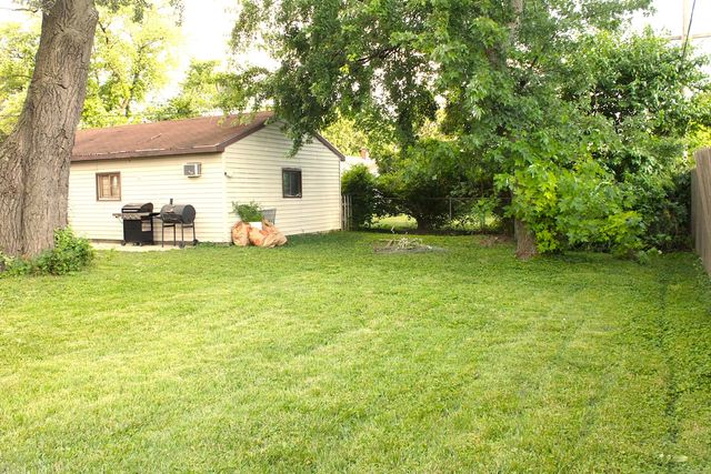 7926 S 83rd Court, Justice, IL 60458